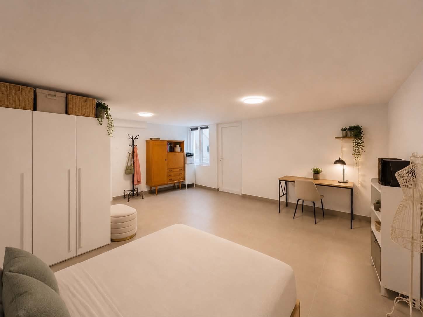 4 rooms apartment, photo 1 of 10
