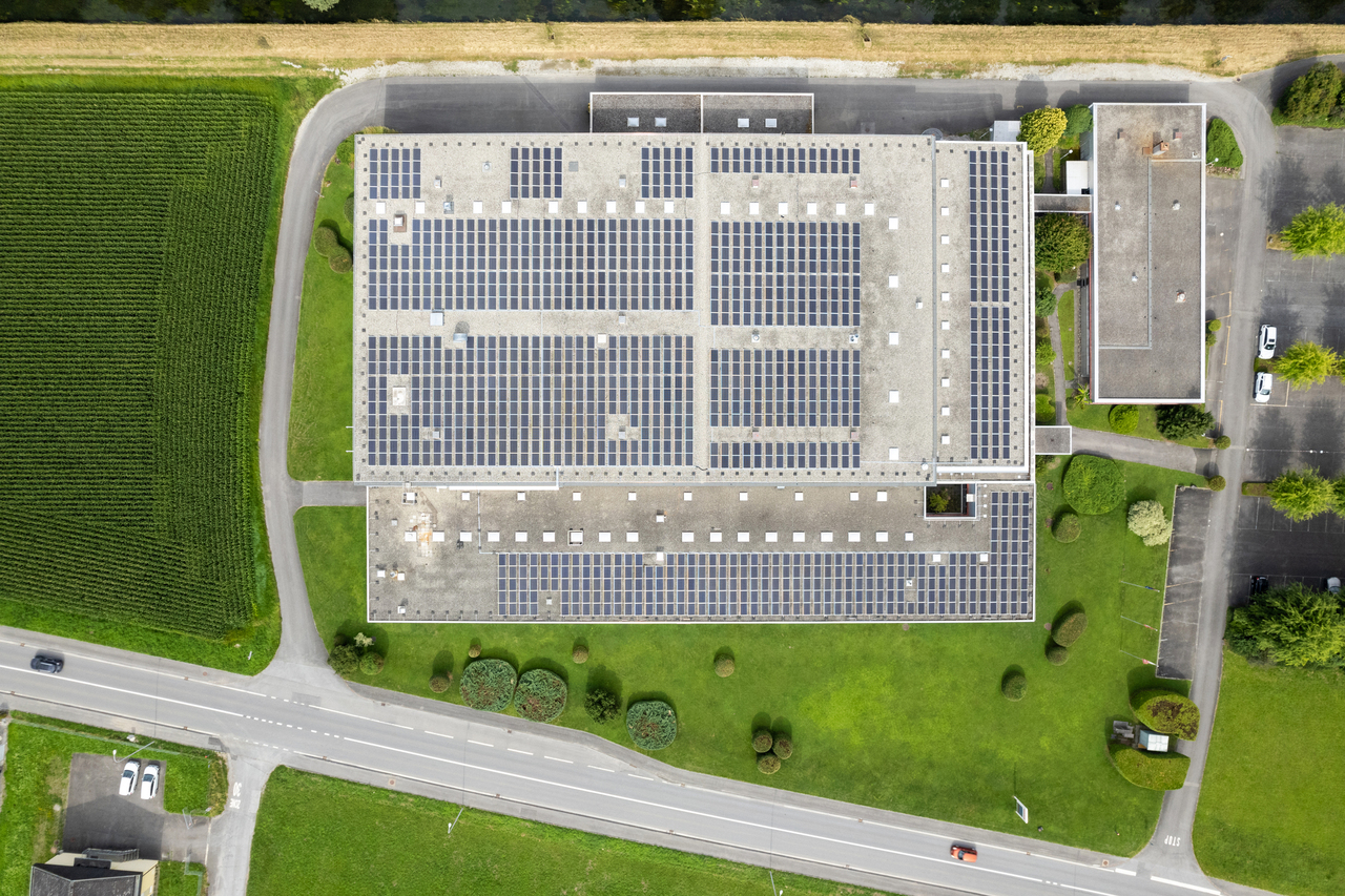 2690m² workshop