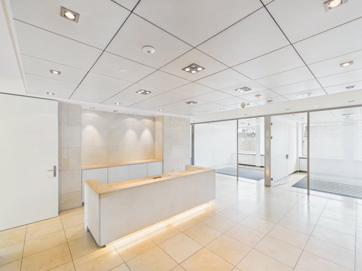 665m² office, photo 5 of 10