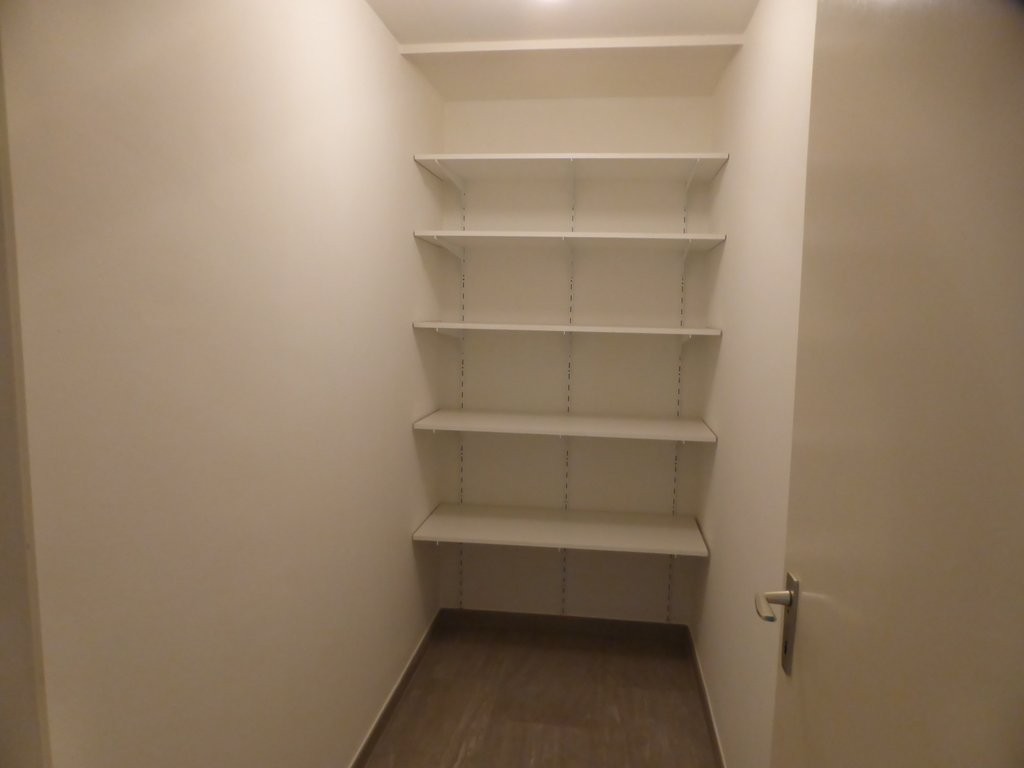 4 rooms apartment, photo 9 of 9