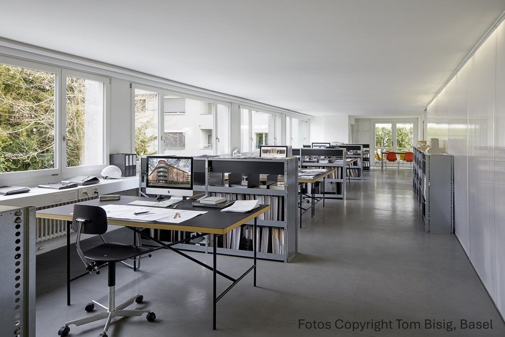 184m² office, photo 3 of 6