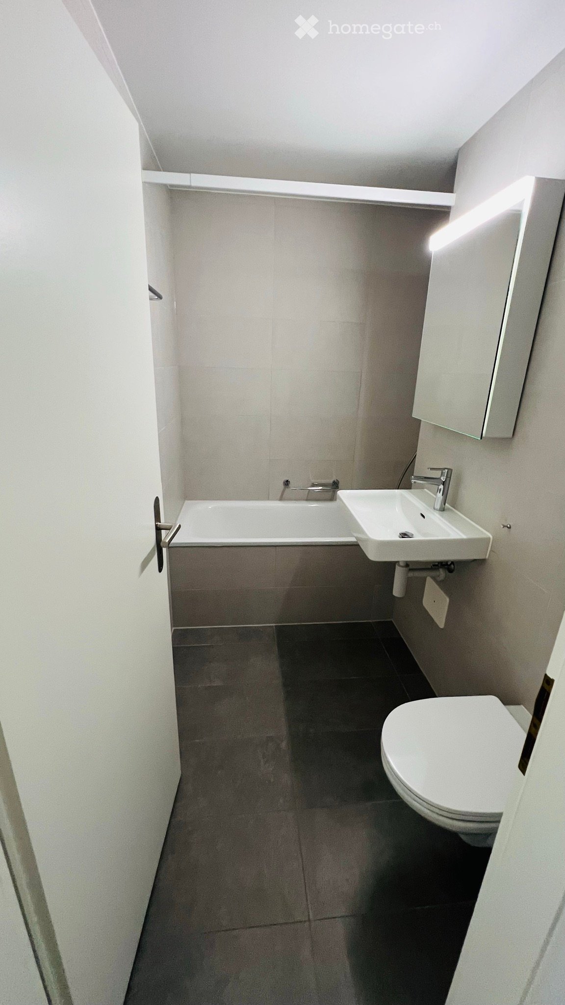 3 rooms apartment