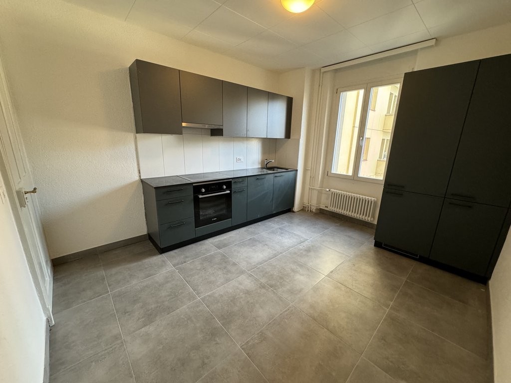 5 rooms apartment, photo 5 of 9