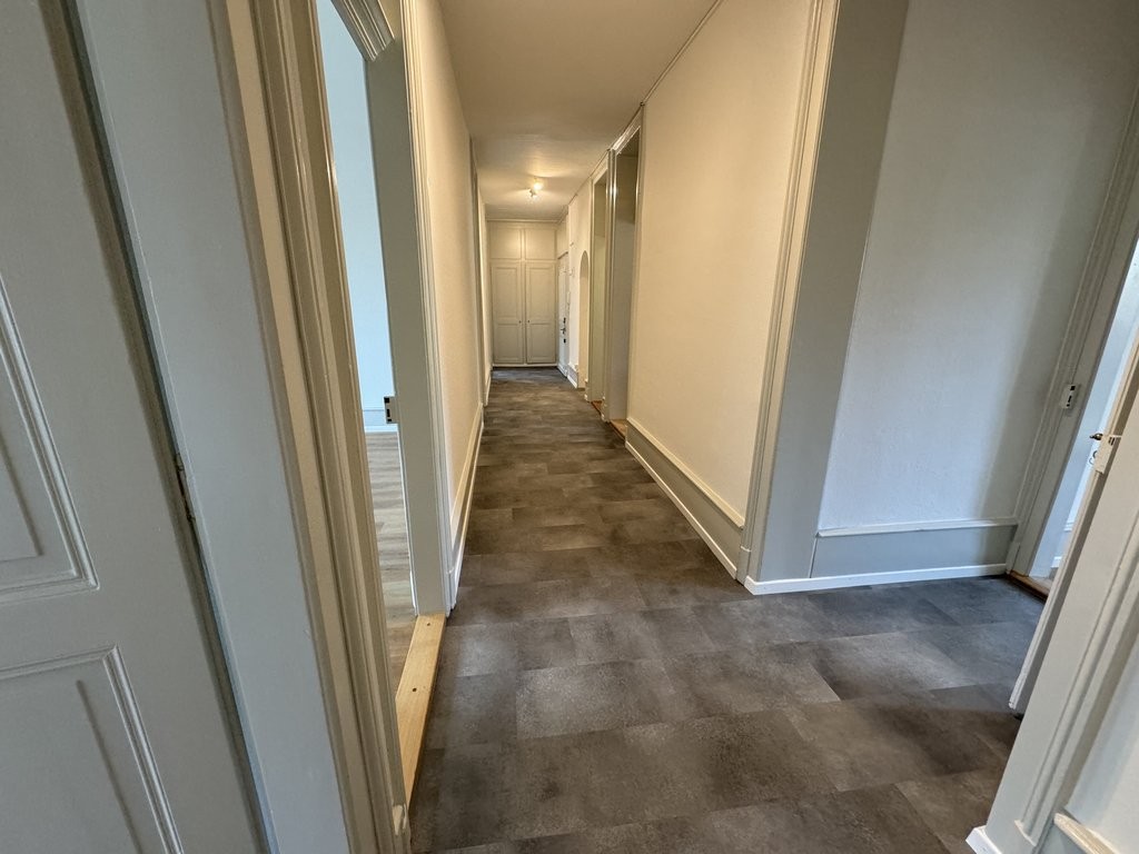 5 rooms apartment, photo 6 of 9