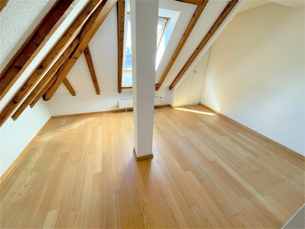 4 rooms apartment, photo 9 of 10