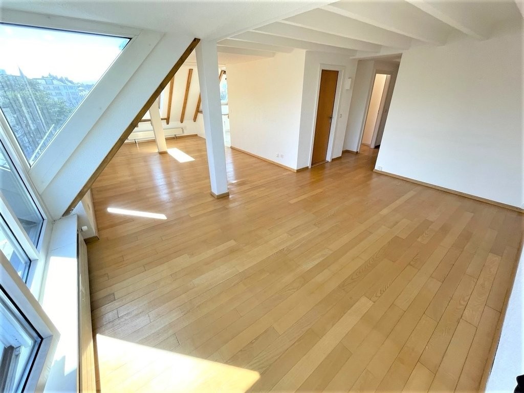 4 rooms apartment, photo 5 of 10