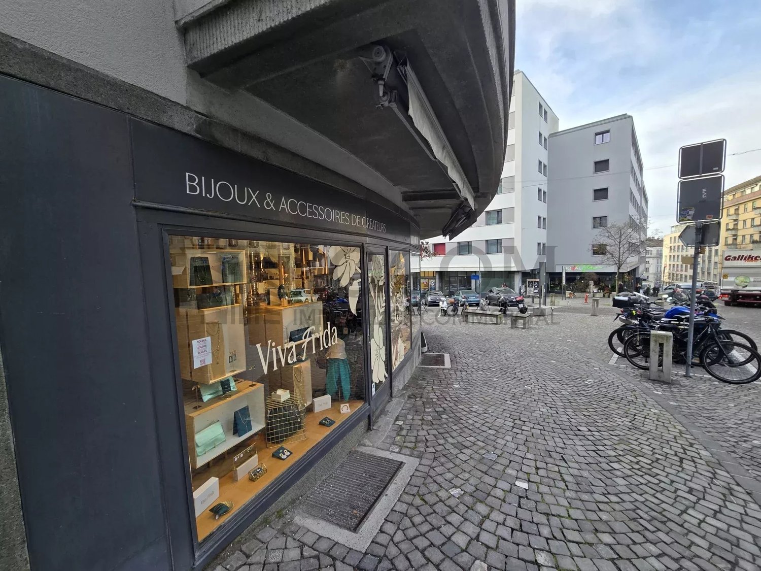 Shop, photo 3 of 10