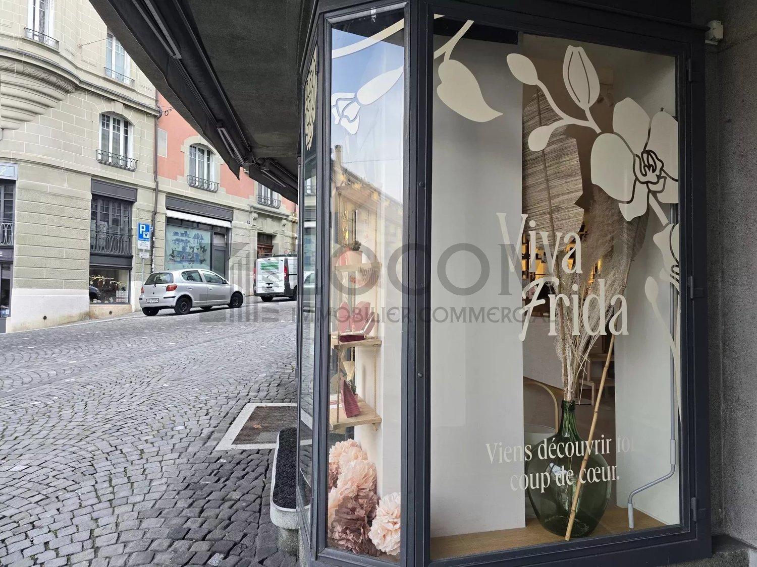 Shop, photo 4 of 10