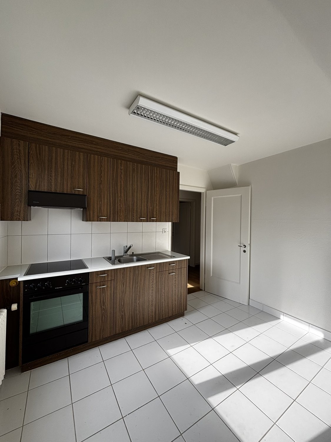 Terrace flat, photo 3 of 10