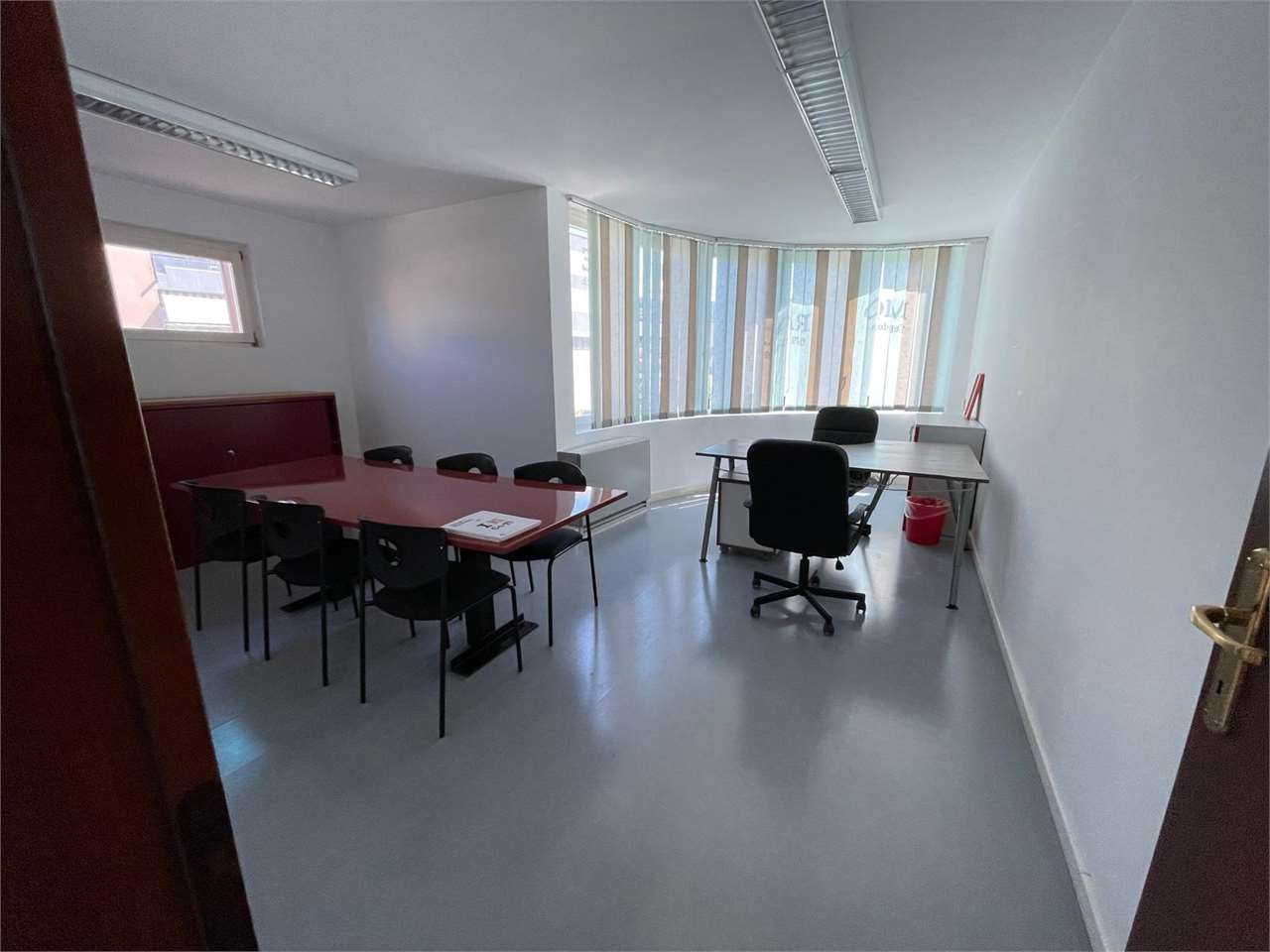 Office, photo 3 of 7