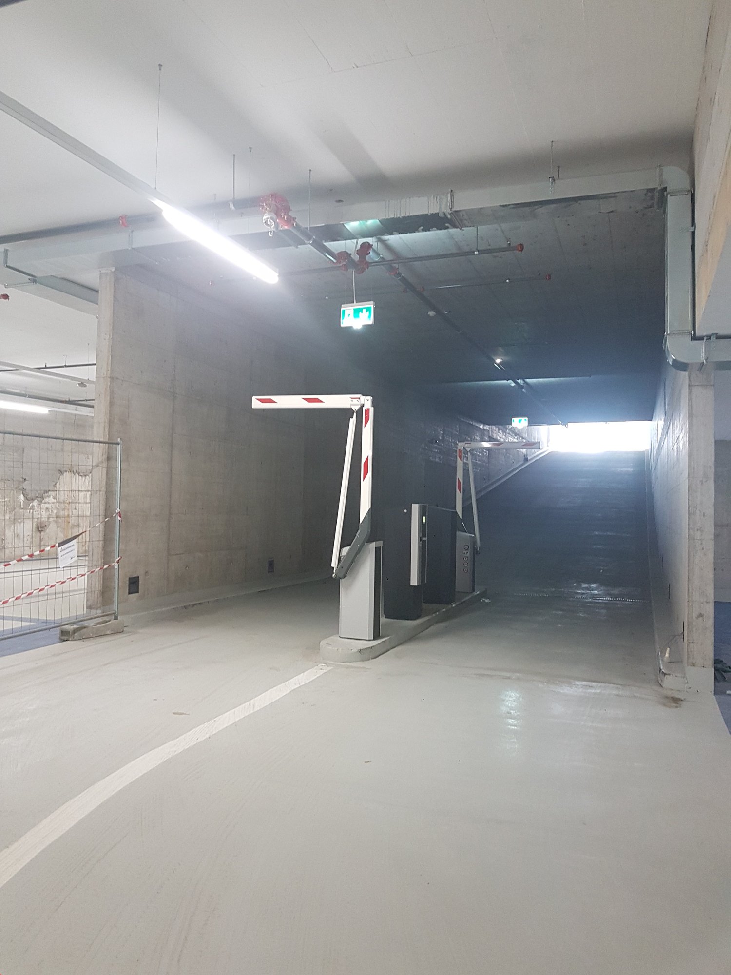 Open slot, photo 3 of 6