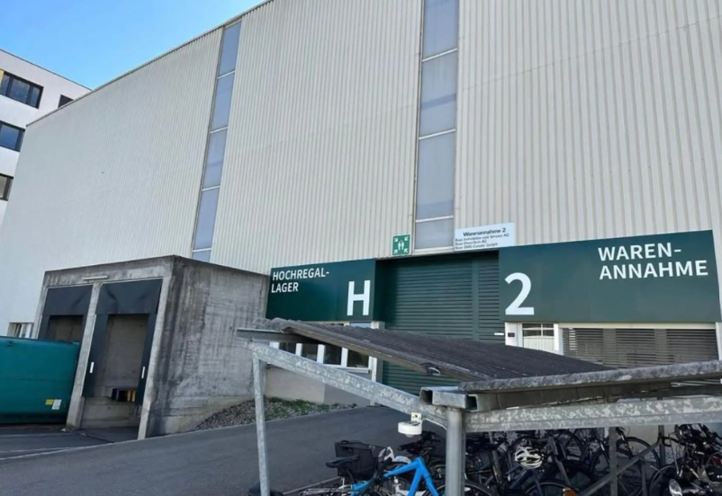 850m² shop, photo 4 of 7