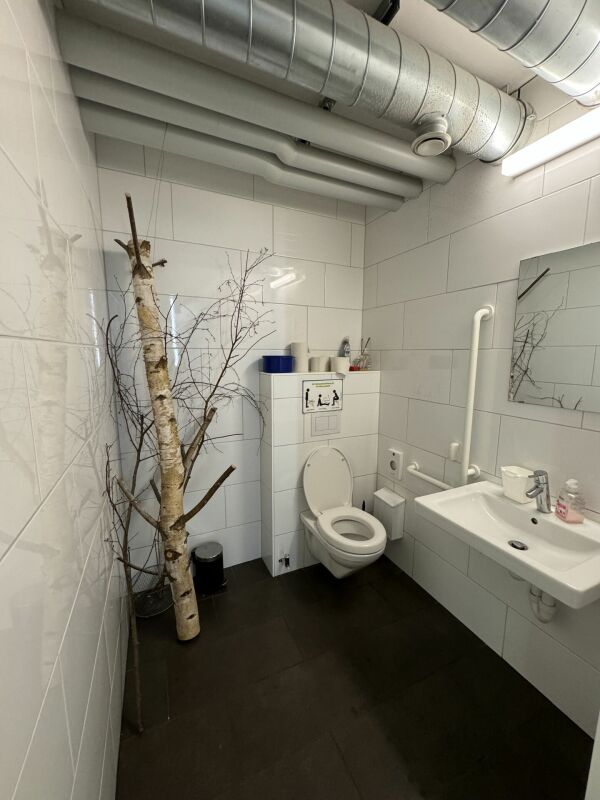 50m² commercial, photo 3 of 8