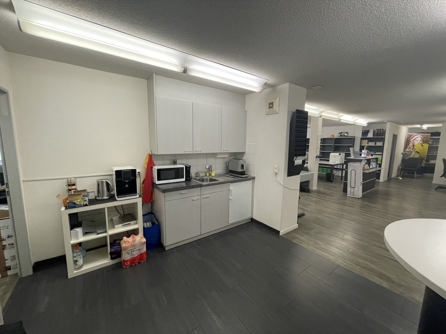 202m² office