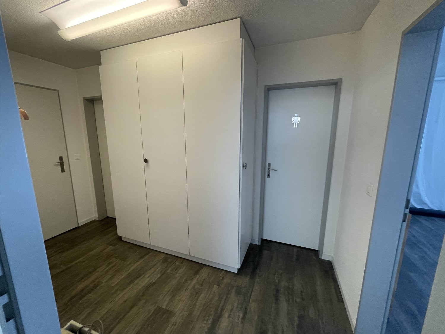 202m² office