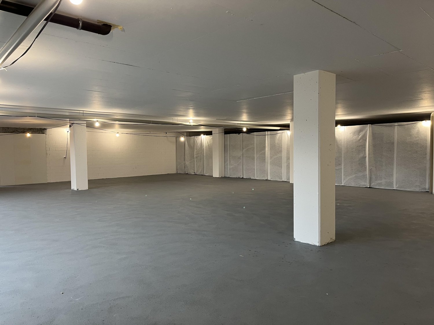 100m² storage room, photo 7 of 7