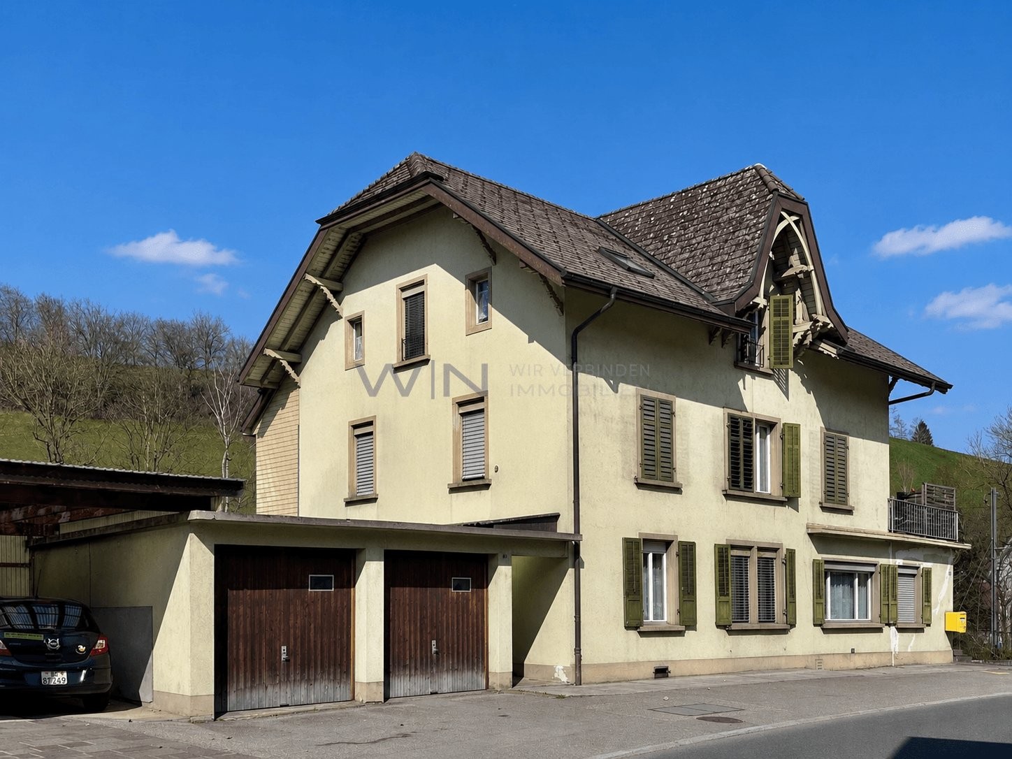 14 ½ rooms multi family house