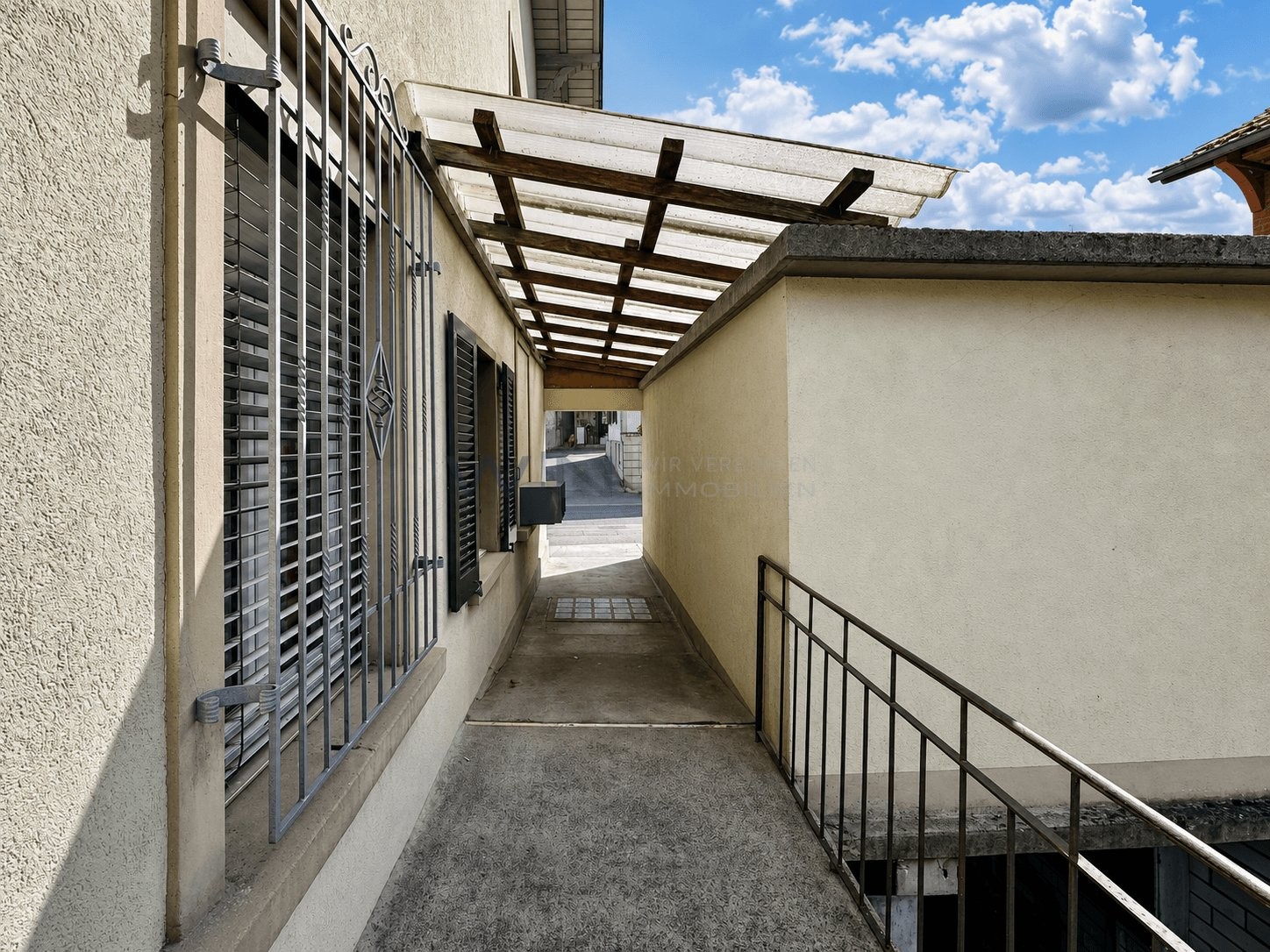 14 ½ rooms multi family house