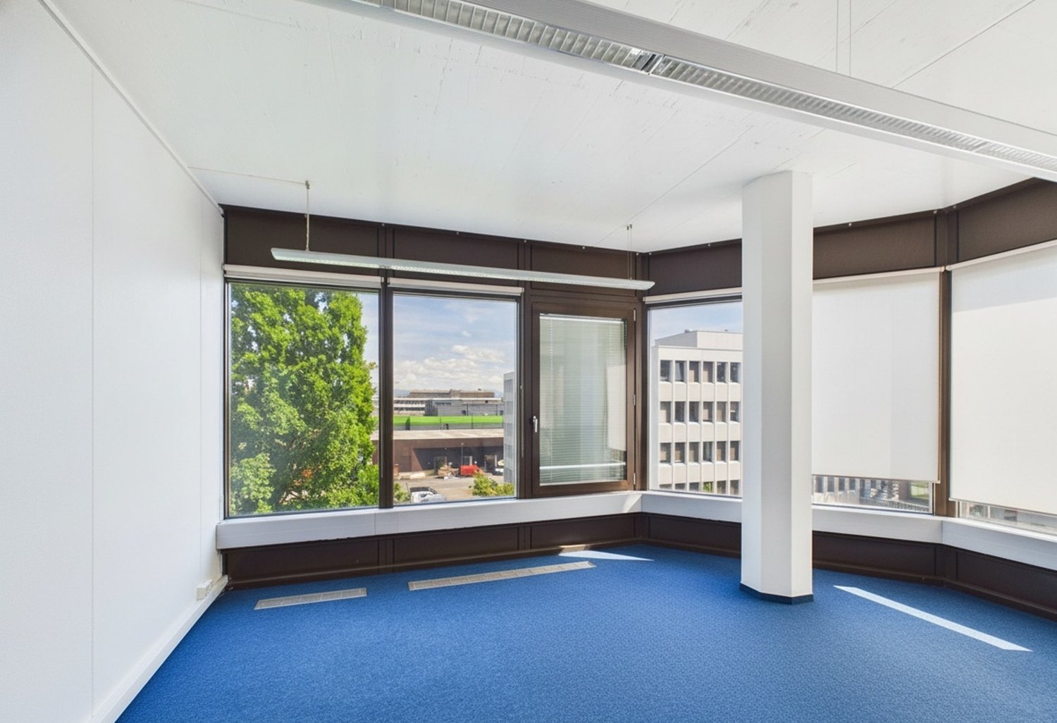 1766m² commercial, photo 6 of 8
