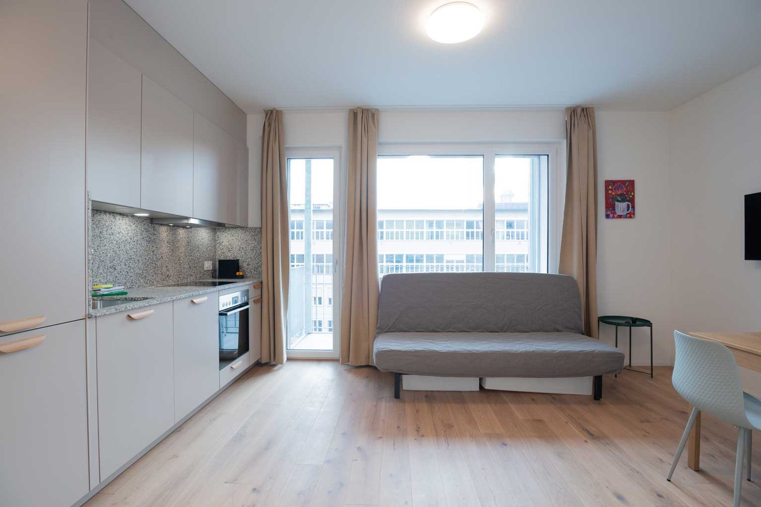 2 rooms furnished flat, photo 1 of 10