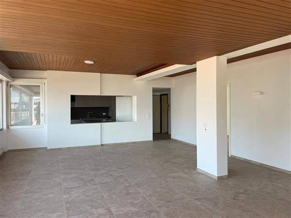 6-Zimmer-Dachwohnung, Foto 3 von 5