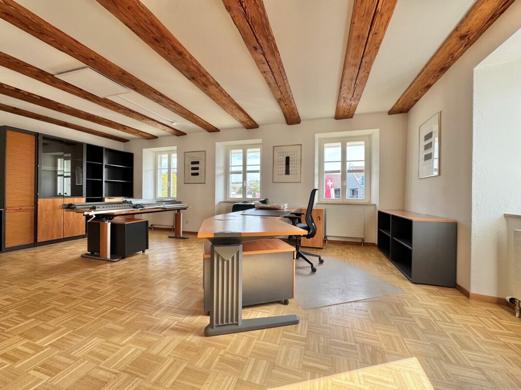 Office, photo 1 of 10