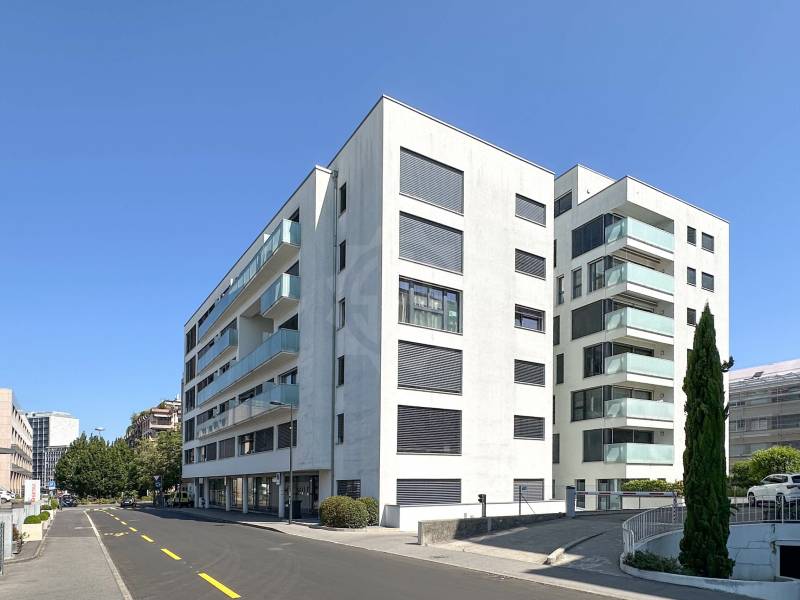 5 rooms apartment