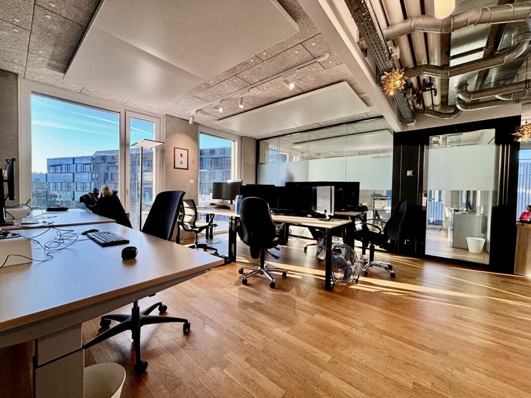 360m² office, photo 6 of 10