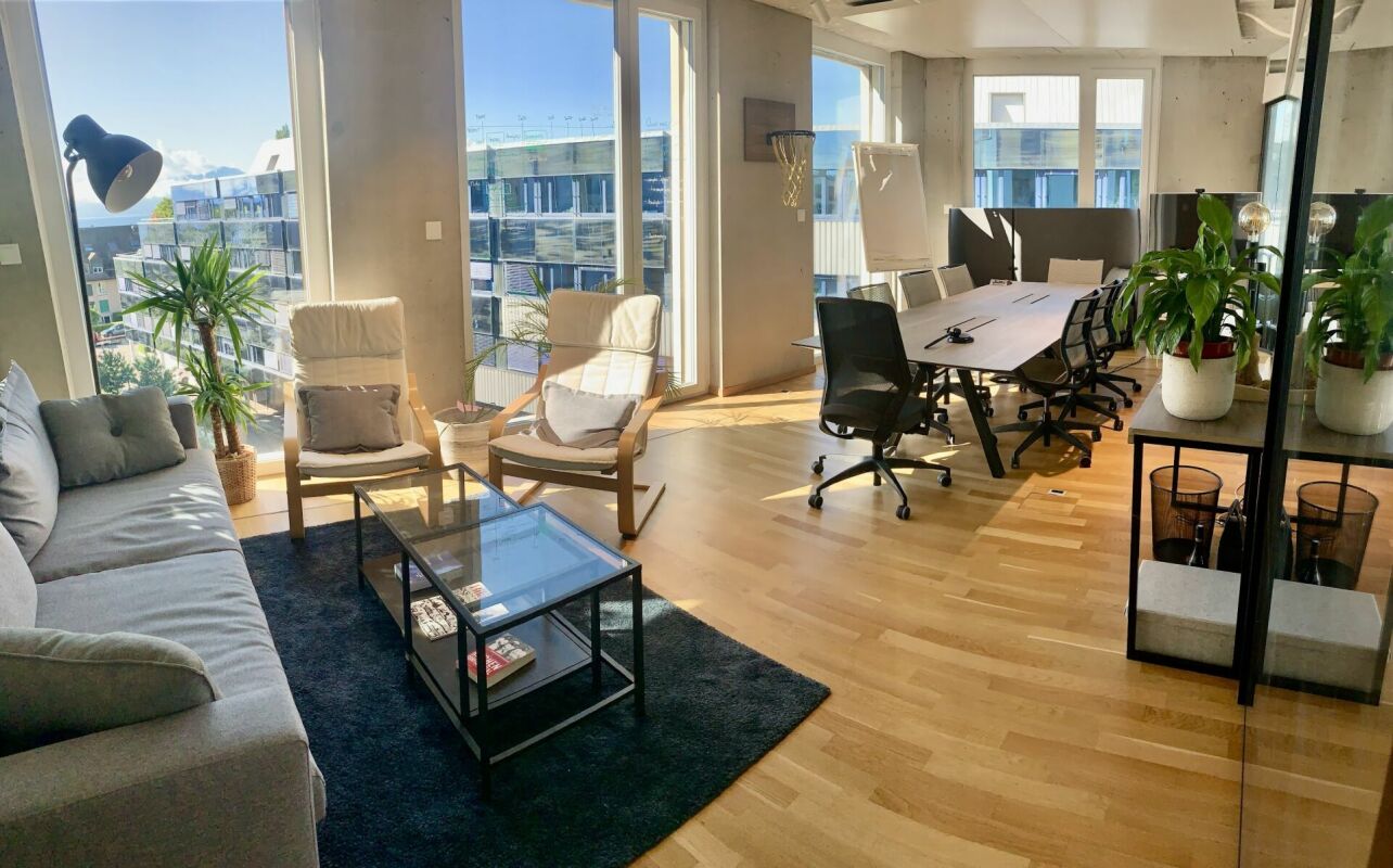 360m² office, photo 2 of 10