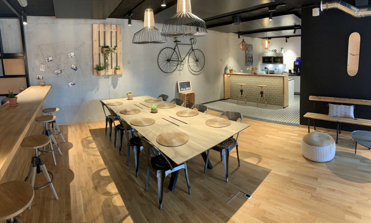 360m² office, photo 9 of 10