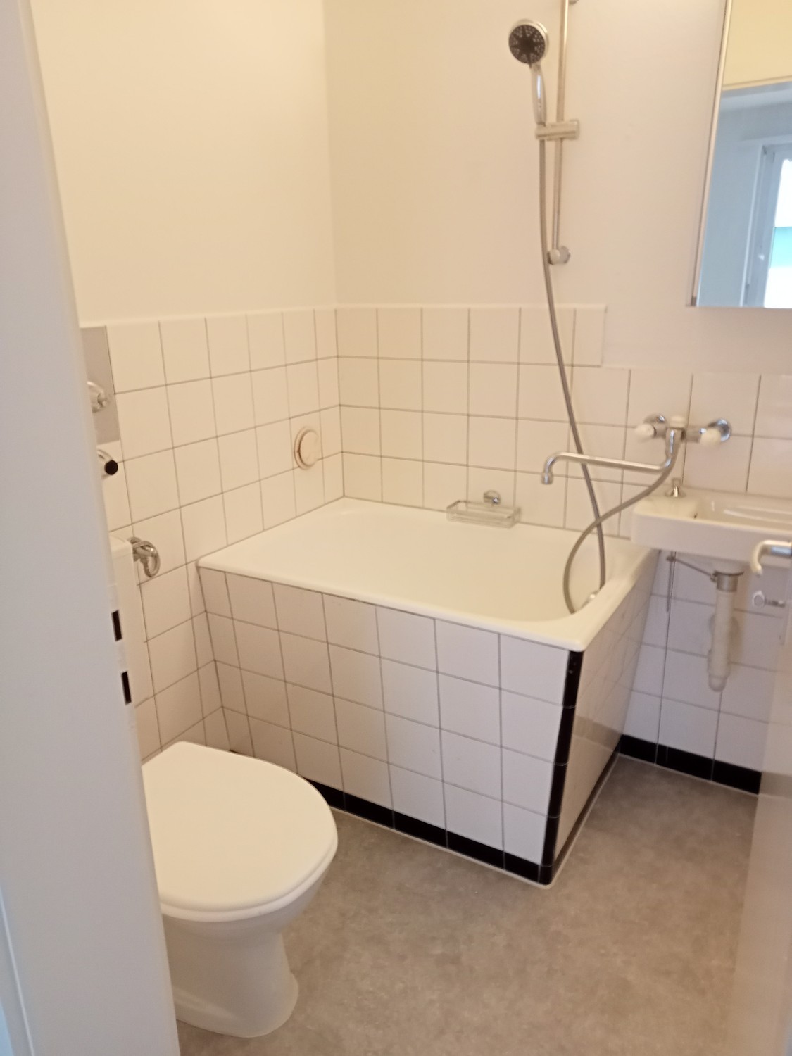 1 room apartment, photo 5 of 5