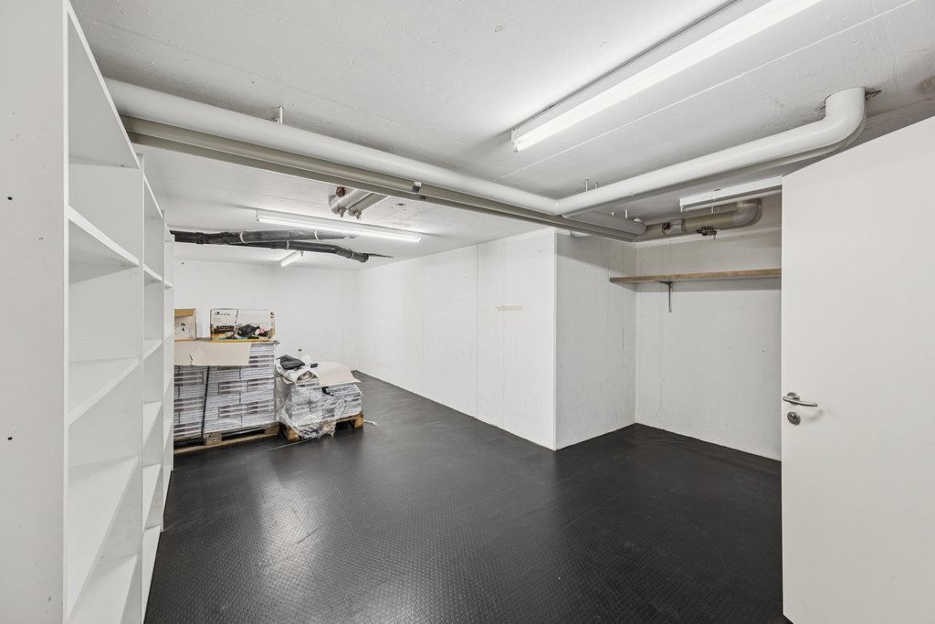532m² bureau