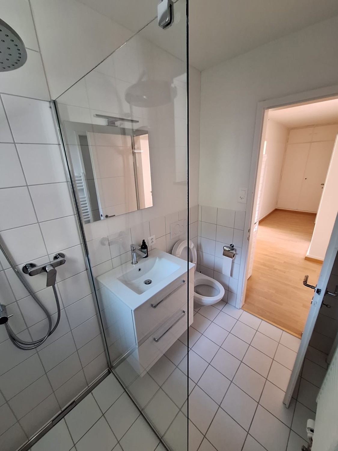 Room in a shared flat, photo 6 sur 7