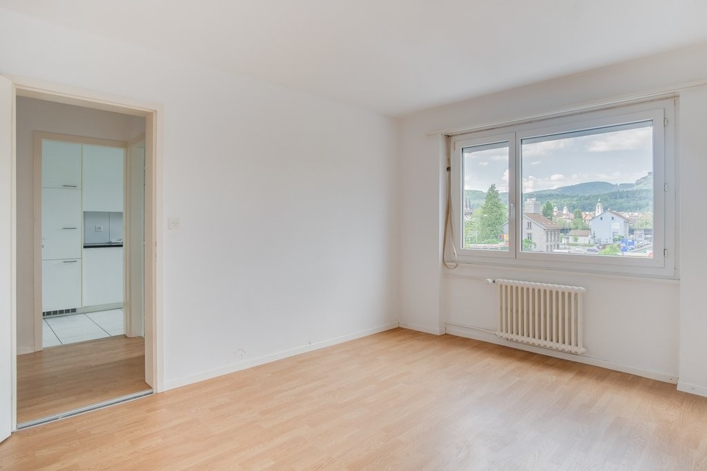 4 rooms apartment, photo 3 of 10