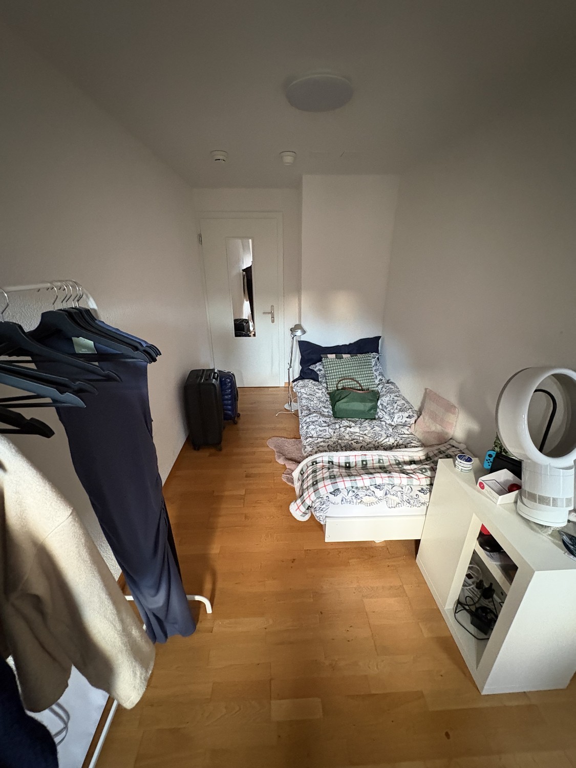 Room in a shared flat, photo 5 sur 8