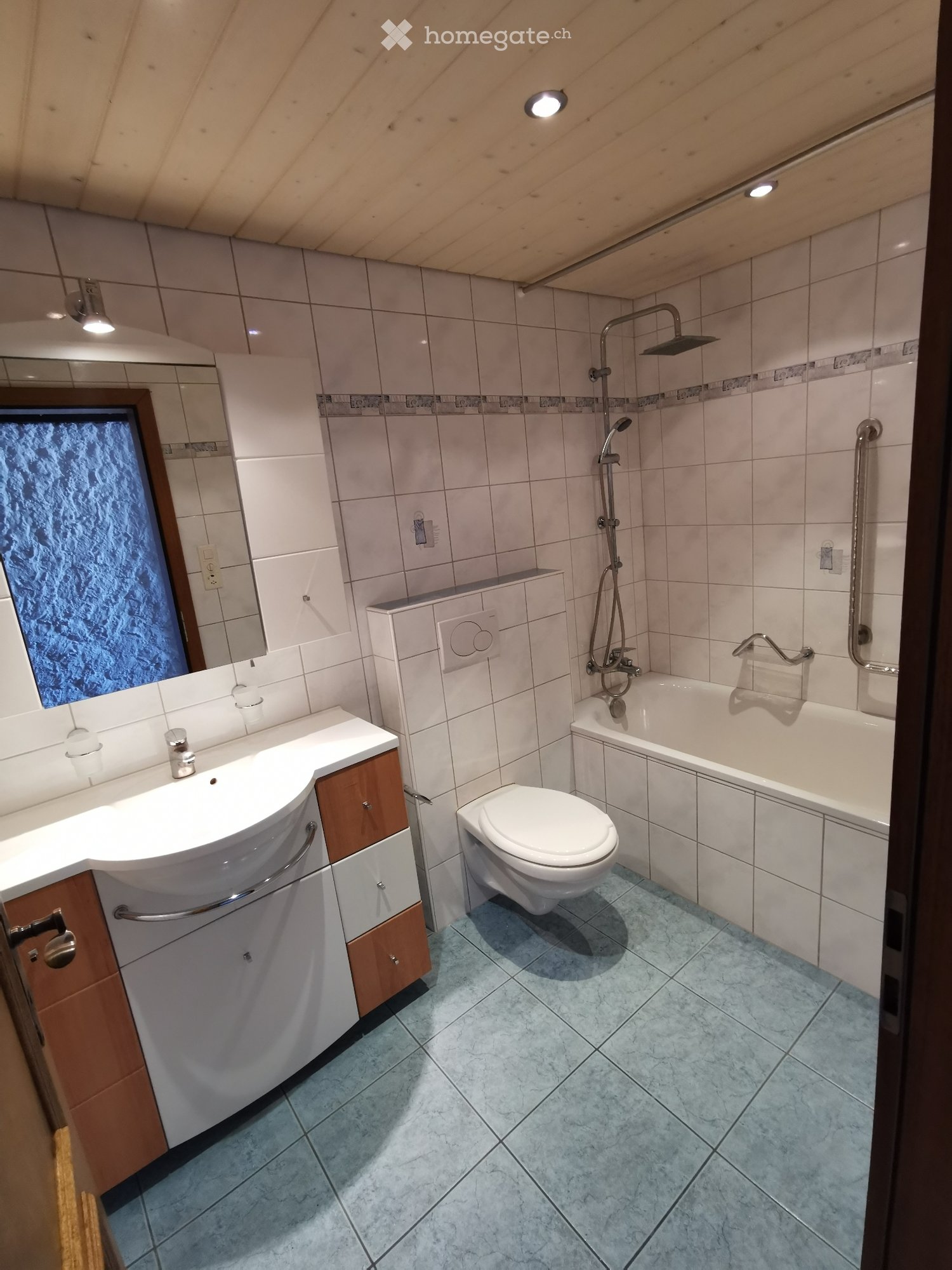 7 rooms apartment, photo 2 of 5