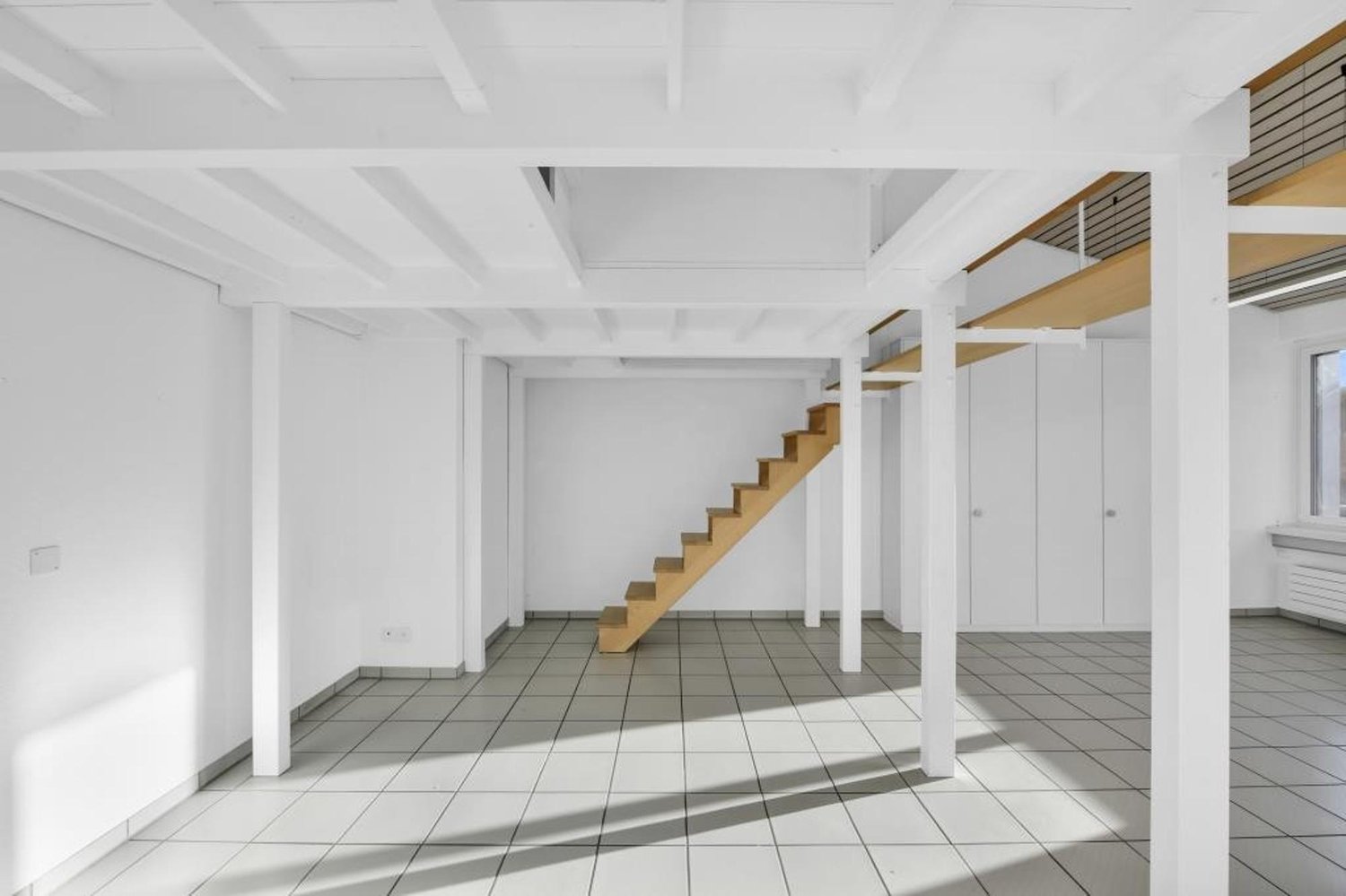258m² office, photo 6 of 10