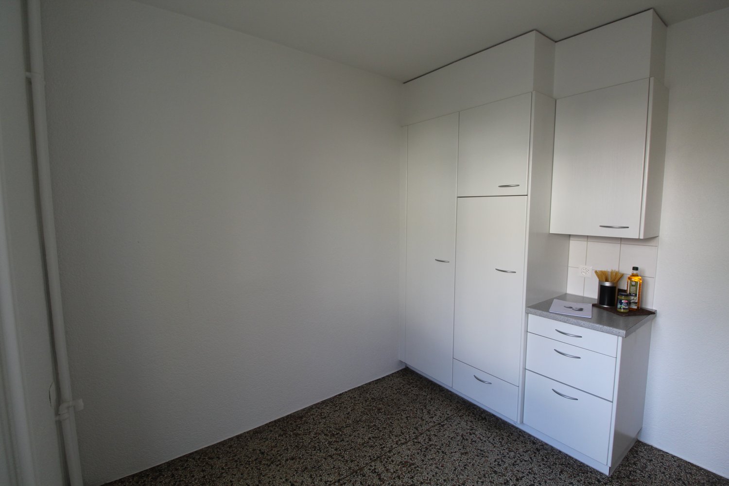 3 rooms apartment, photo 3 of 10
