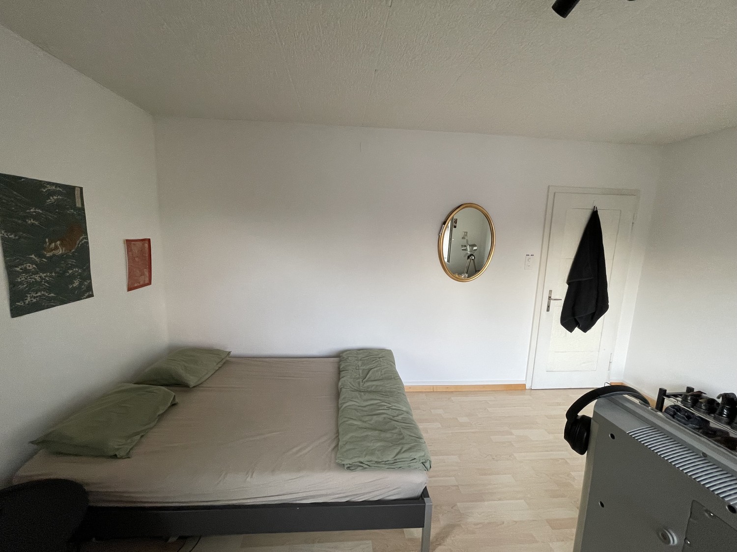 Chambre dans un appartement partagé