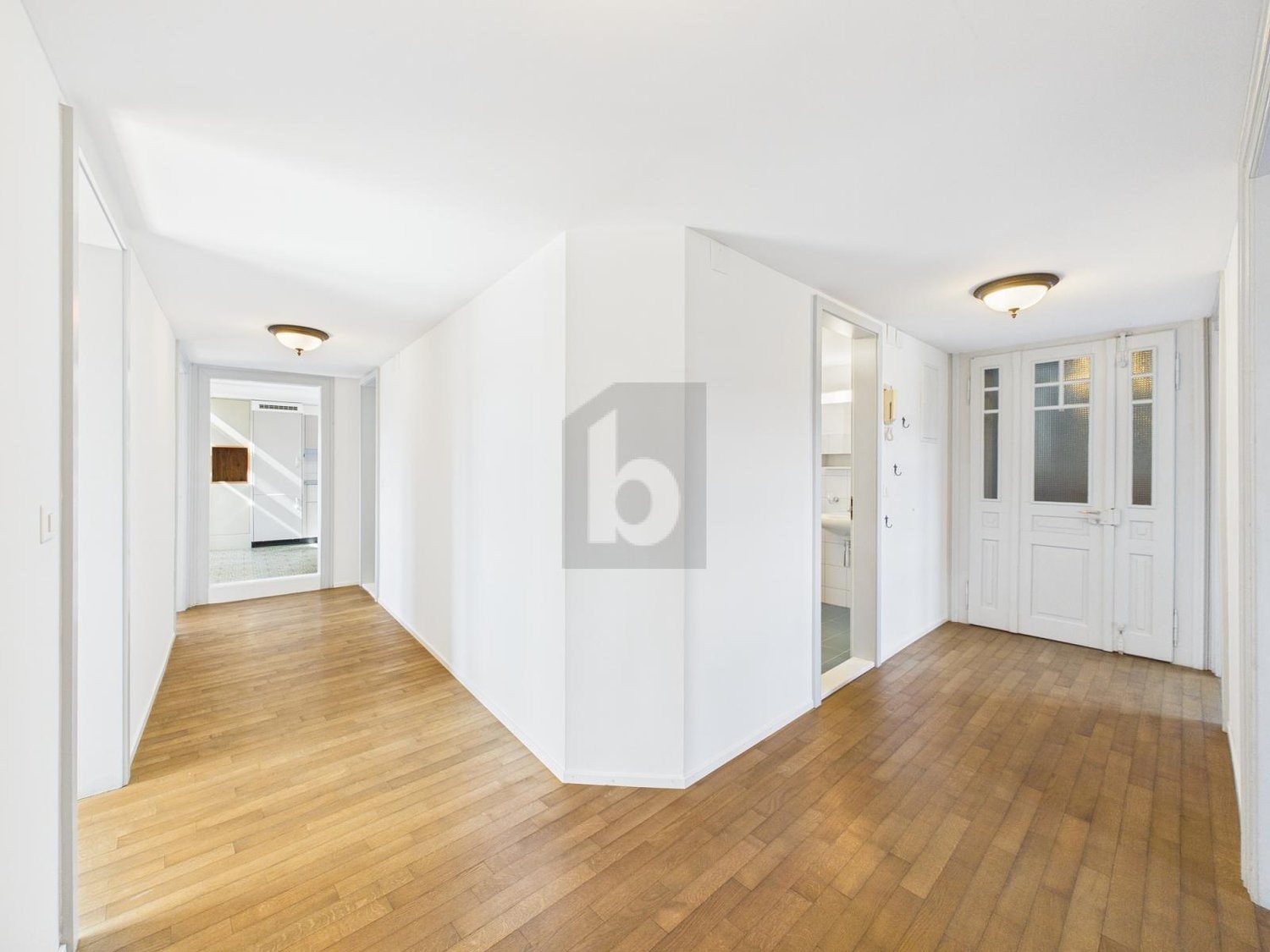 5 ½ rooms apartment, photo 2 of 4