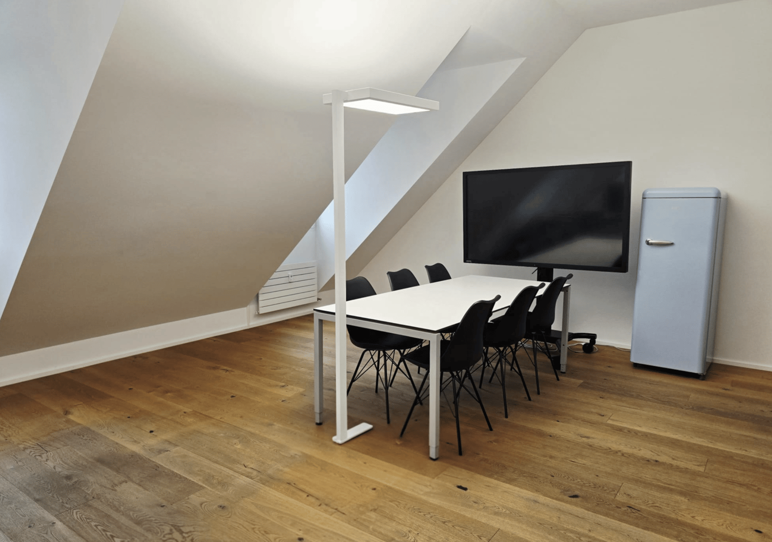 Office, photo 5 of 7