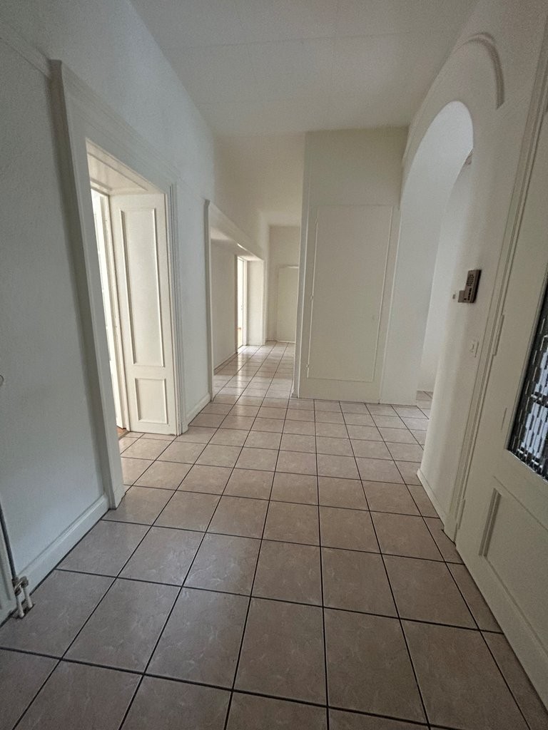 5 ½ rooms apartment, photo 2 of 10