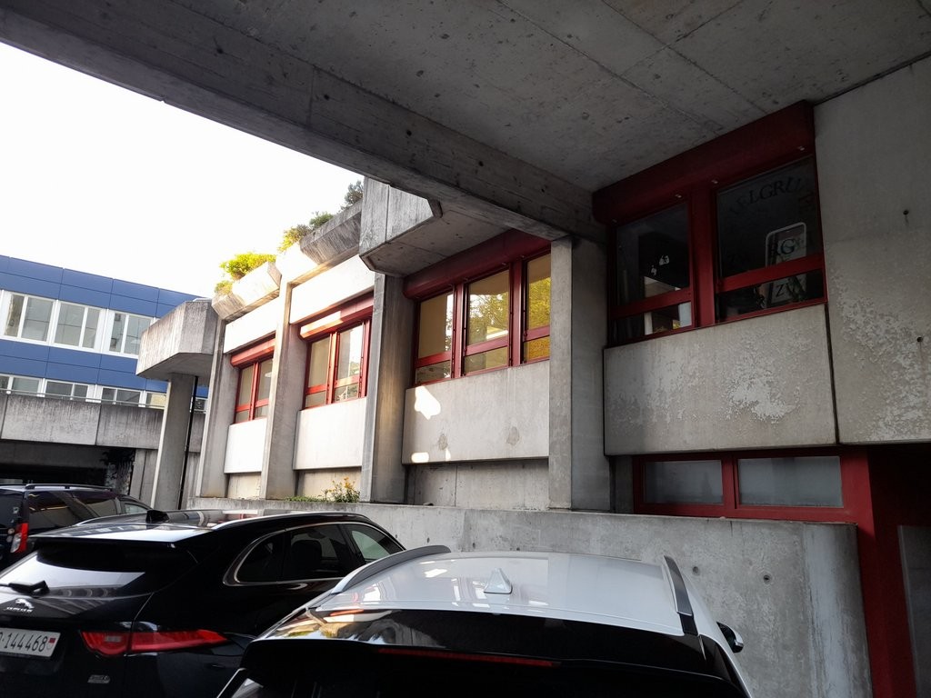 101m² commercial, photo 2 of 9