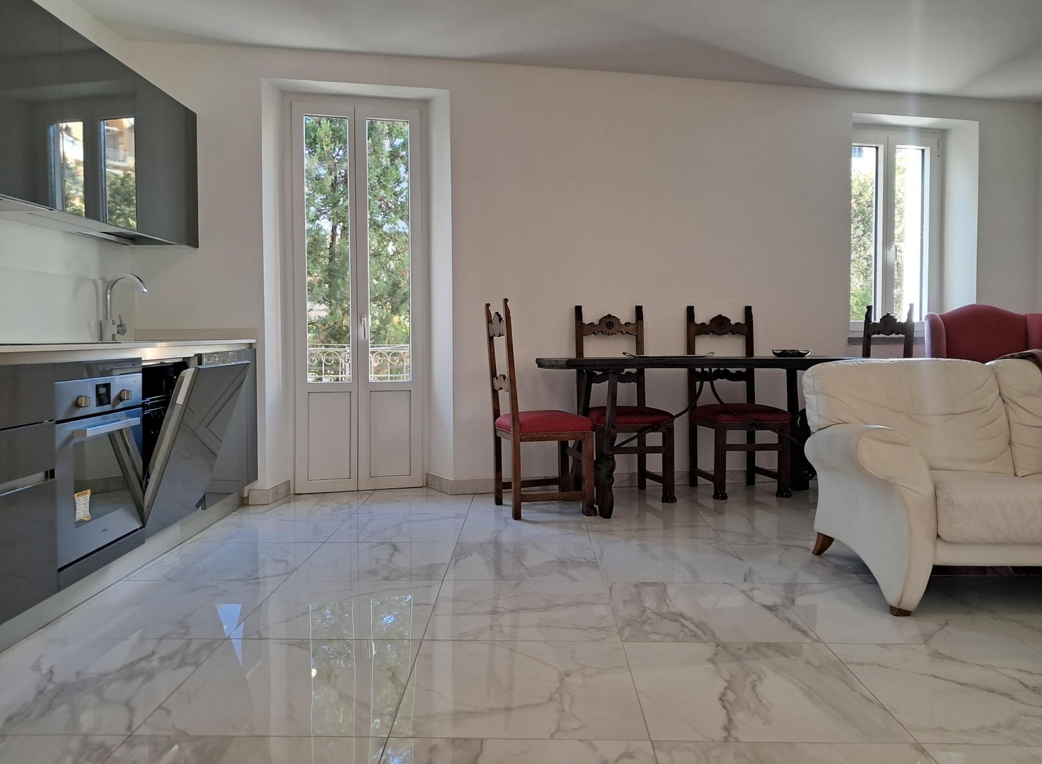 2 ½ rooms furnished flat
