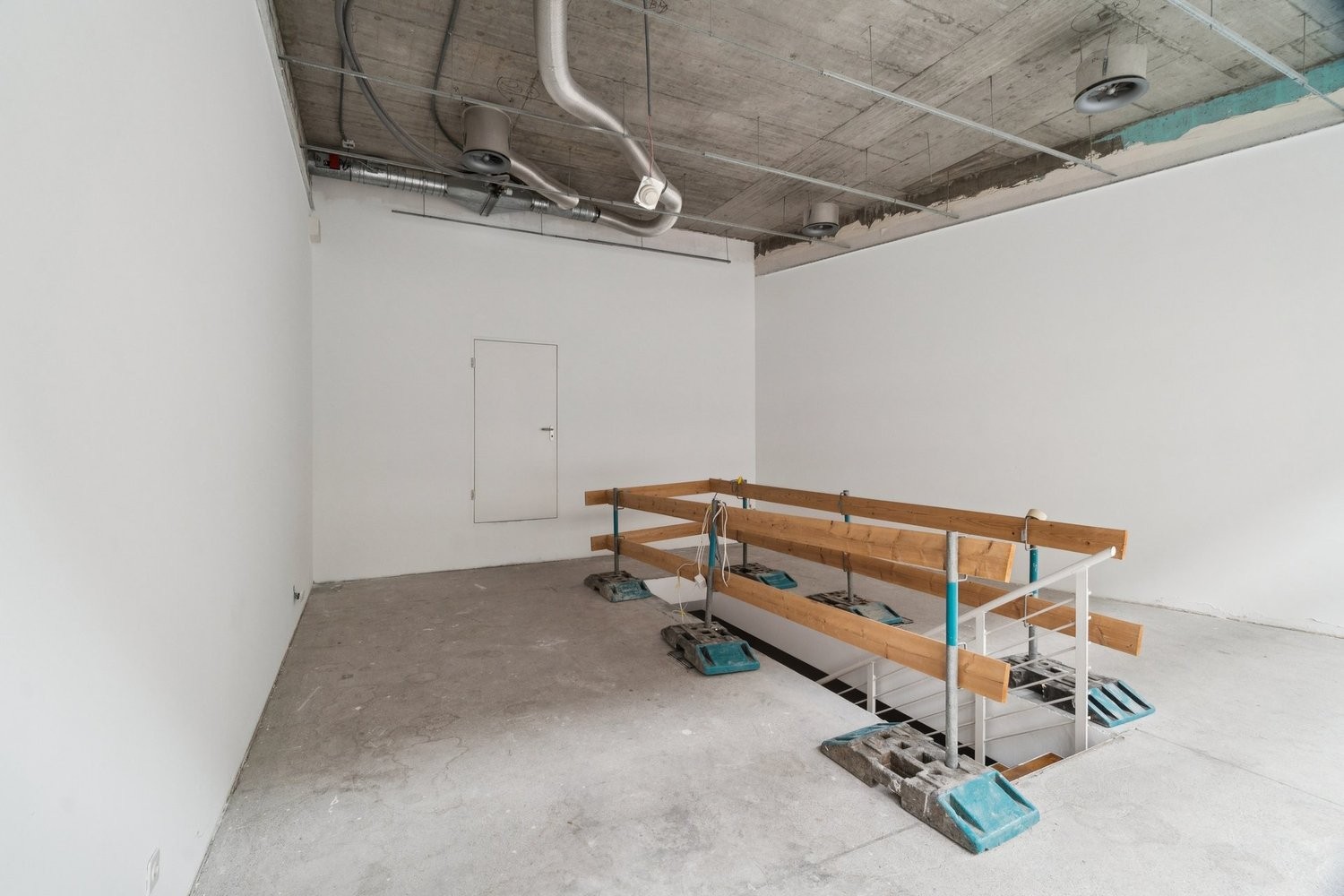 91m² commercial, photo 3 of 7