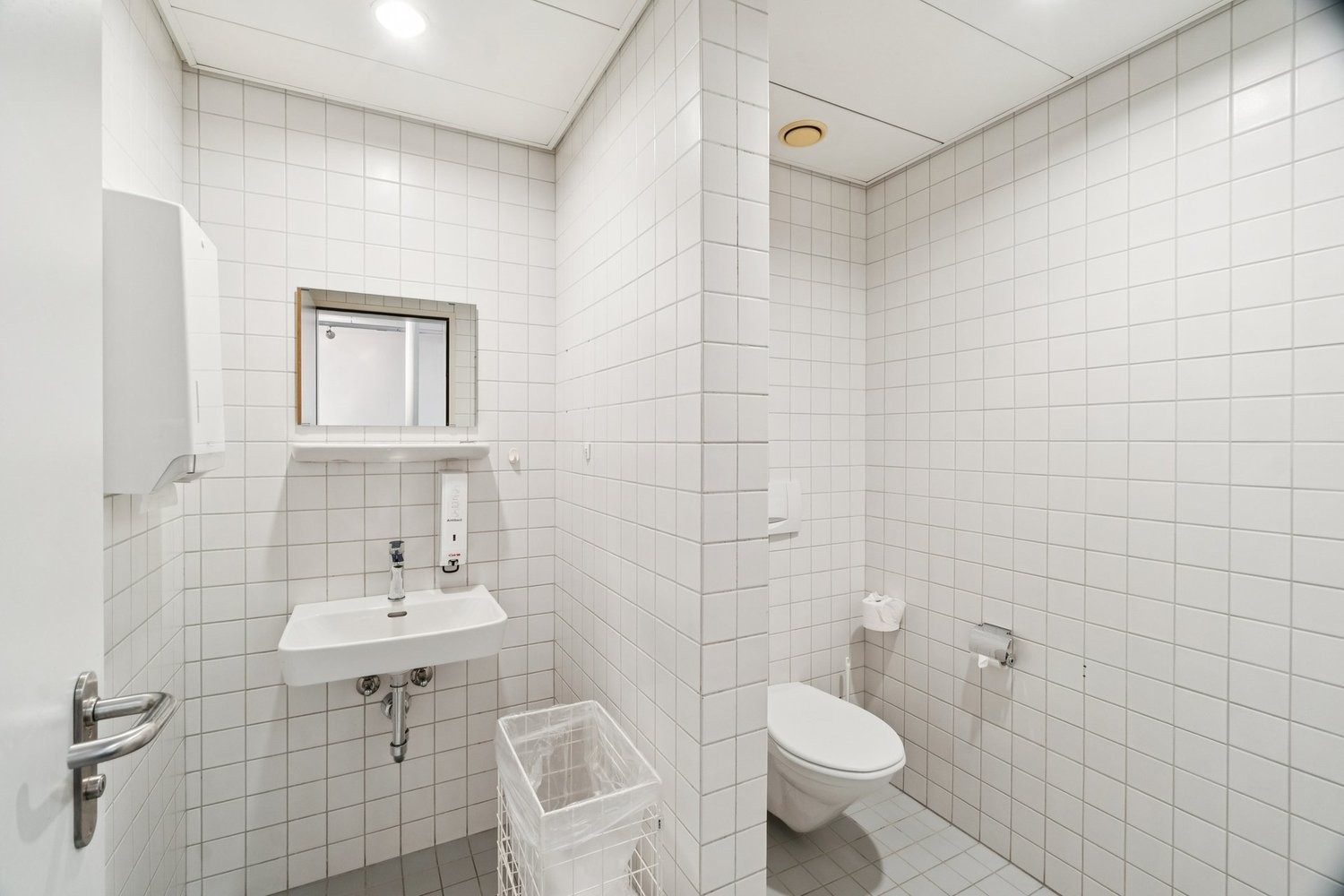 91m² commercial, photo 6 of 7