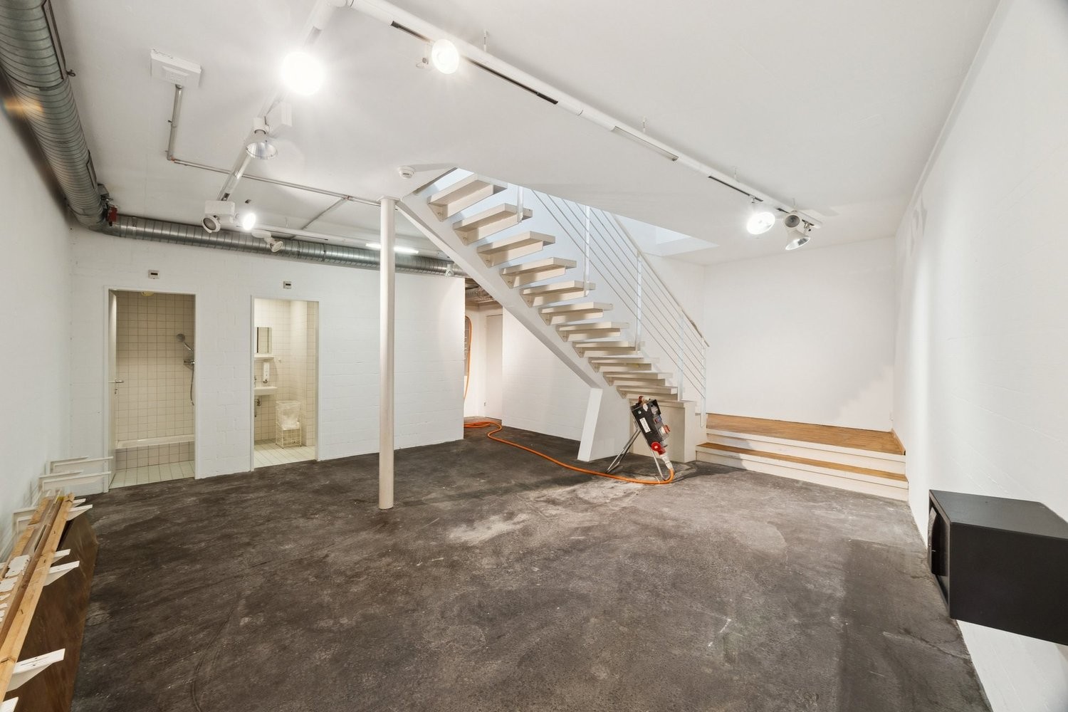 91m² commercial, photo 4 of 7