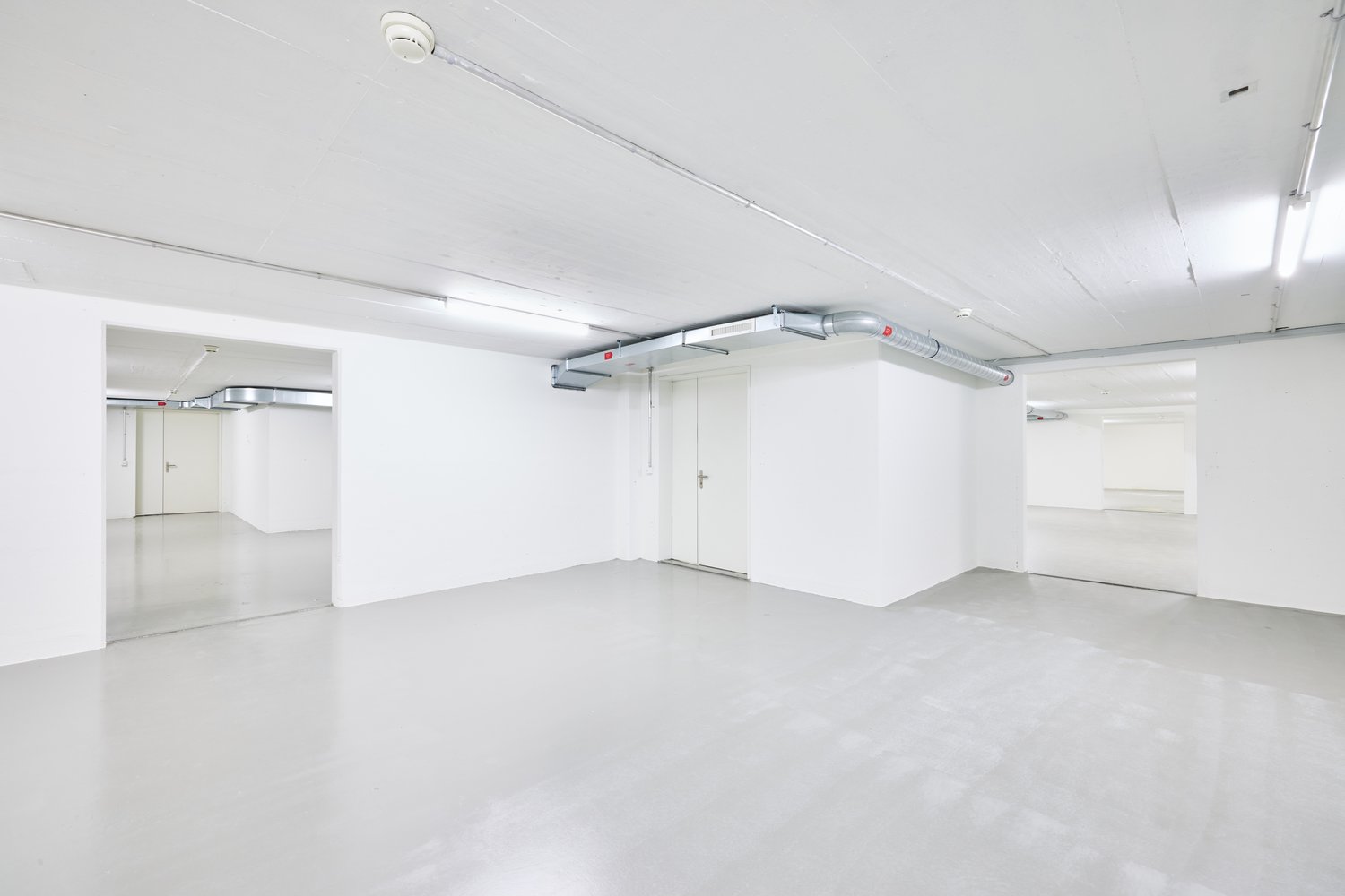 215m² di deposito