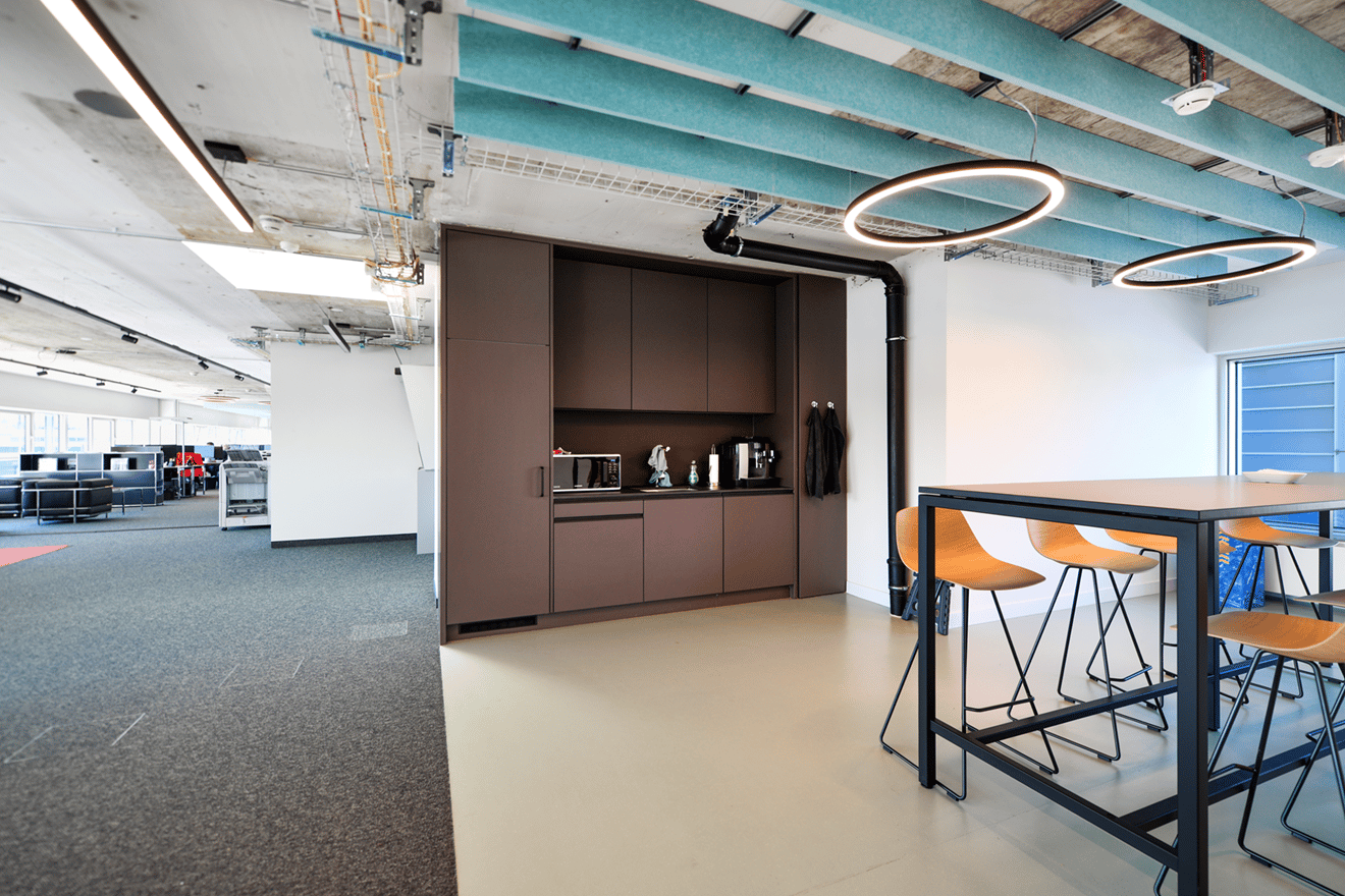 244m² office, photo 8 of 10