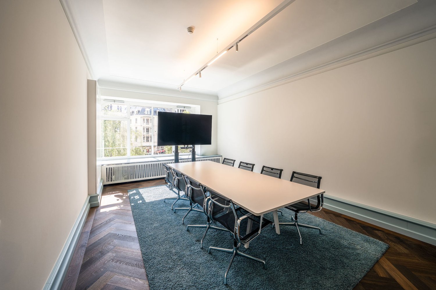 210m² office, photo 4 of 7